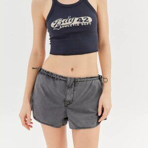 UO Avery Pull-On Short Medium